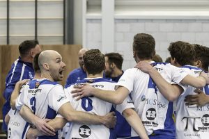 Het staat er toch écht: 1-3!